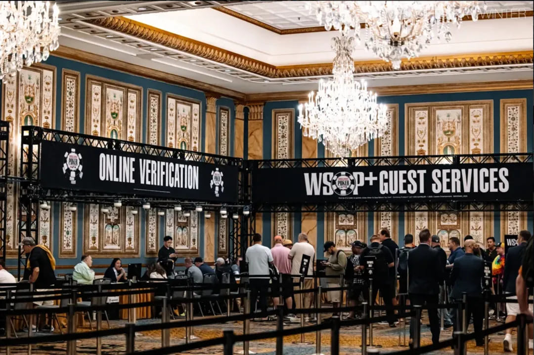 【EV扑克】2025WSOP速递|首日排队大乱炖，刘亚运、茅人及、蒲蔚然强势晋级
