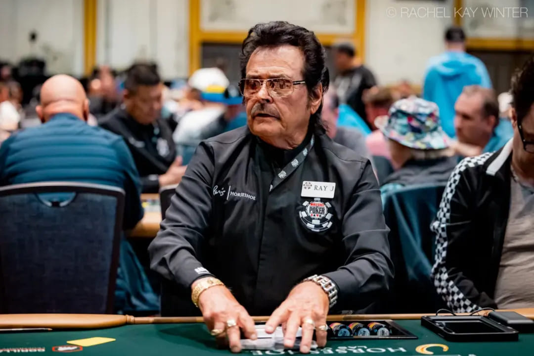 【EV扑克】2025WSOP速递|首日排队大乱炖，刘亚运、茅人及、蒲蔚然强势晋级