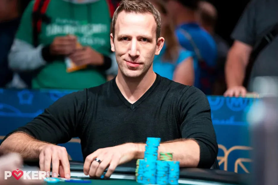 【EV扑克】六天连夺两条WSOP金手链，七冠加冕！谁说缺觉不能打好牌
