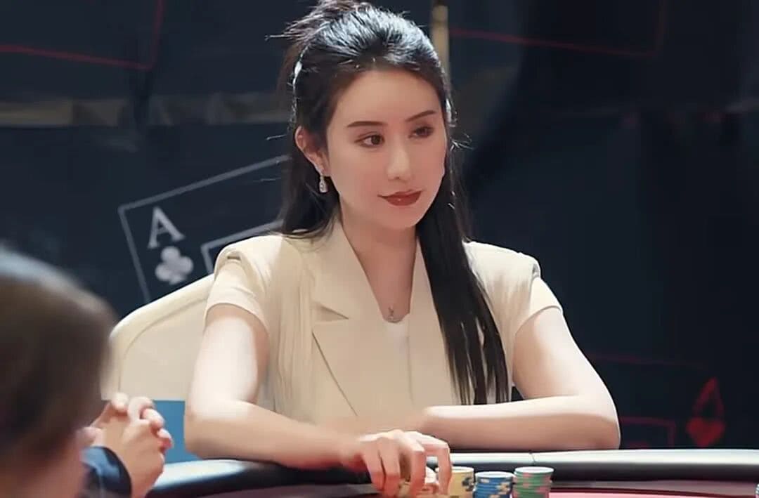 【EV扑克】告别赌神式浮夸，张晨旭携手《女王归来》展现扑克的真实与优雅，抖音红果同步上线