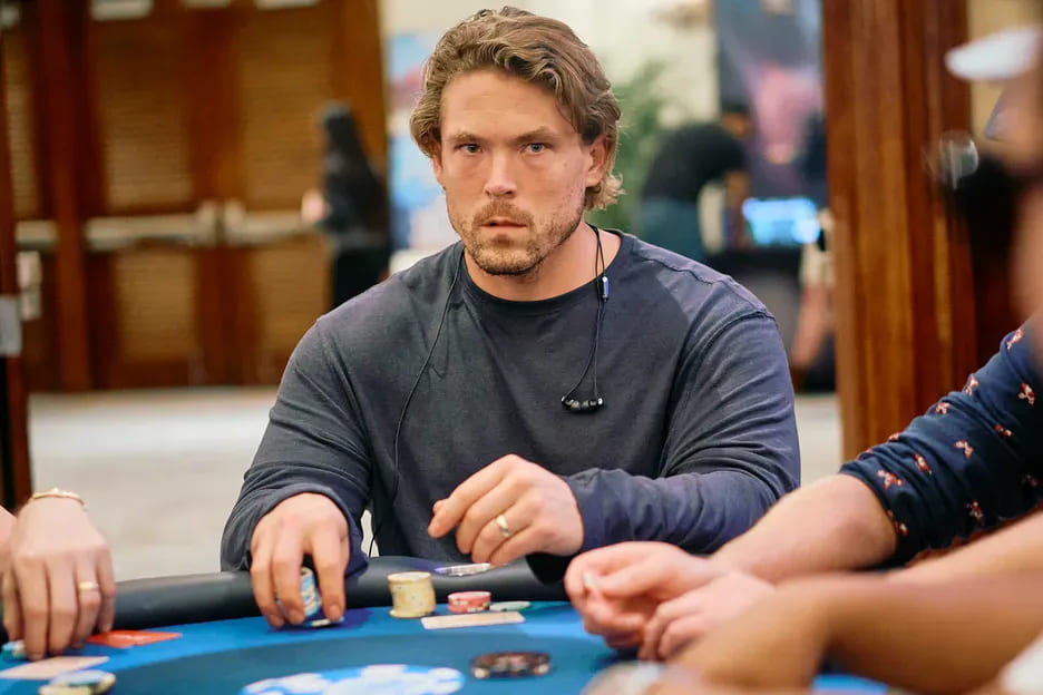 【EV扑克】2025年扑克奖金榜:Lonis称王,Chidwick逼近历史第一,谁才是“最大输家”?