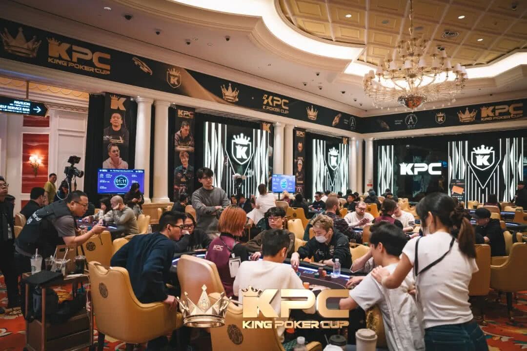 【GG扑克】King Poker Cup | 激战11小时8人FT出炉！Tony Lin近2000万计分领跑决赛桌