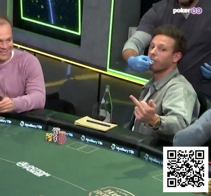 【EV扑克】牌桌牙医与赤膊按摩:当千万美金扑克直播沦为荒诞真人秀