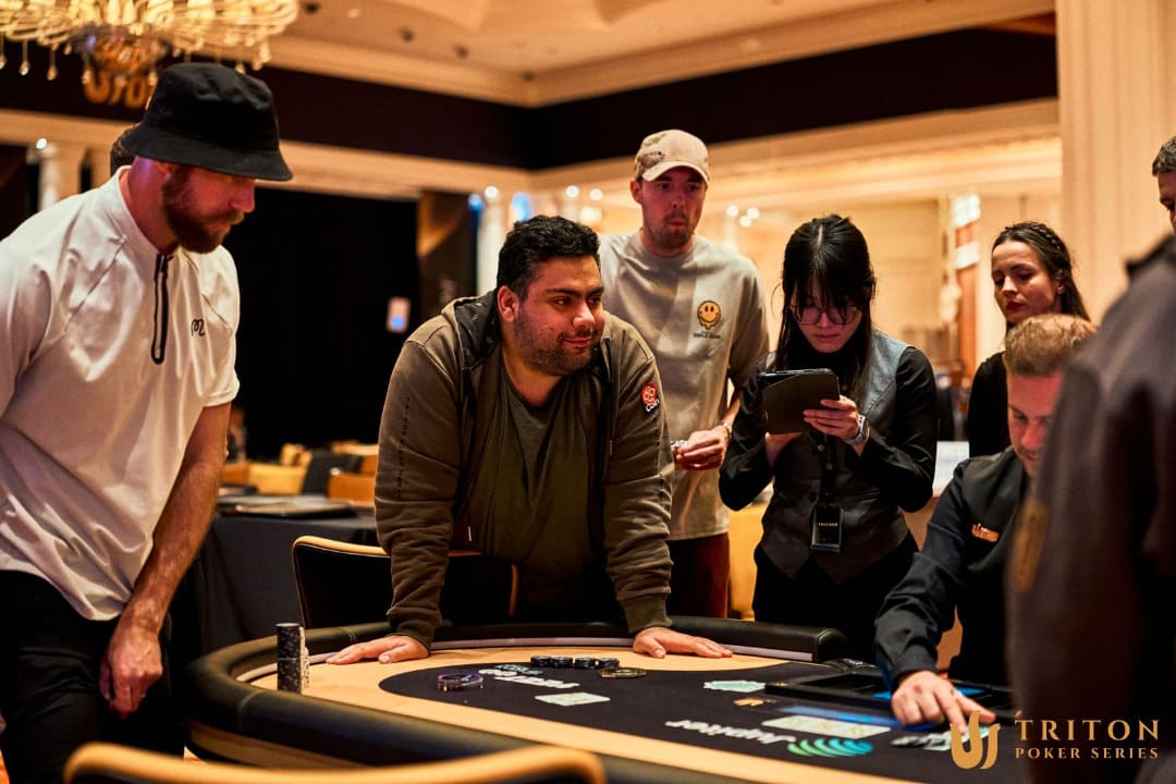 【EV扑克】Triton 济州 | 快速赛惊险夺冠，Mehdi Chaoui 笑傲济州
