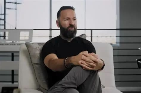 【EV扑克】一手牌撕裂扑克圈：Foxen弃KK遭网暴，丹牛直接开喷“全是蠢货”