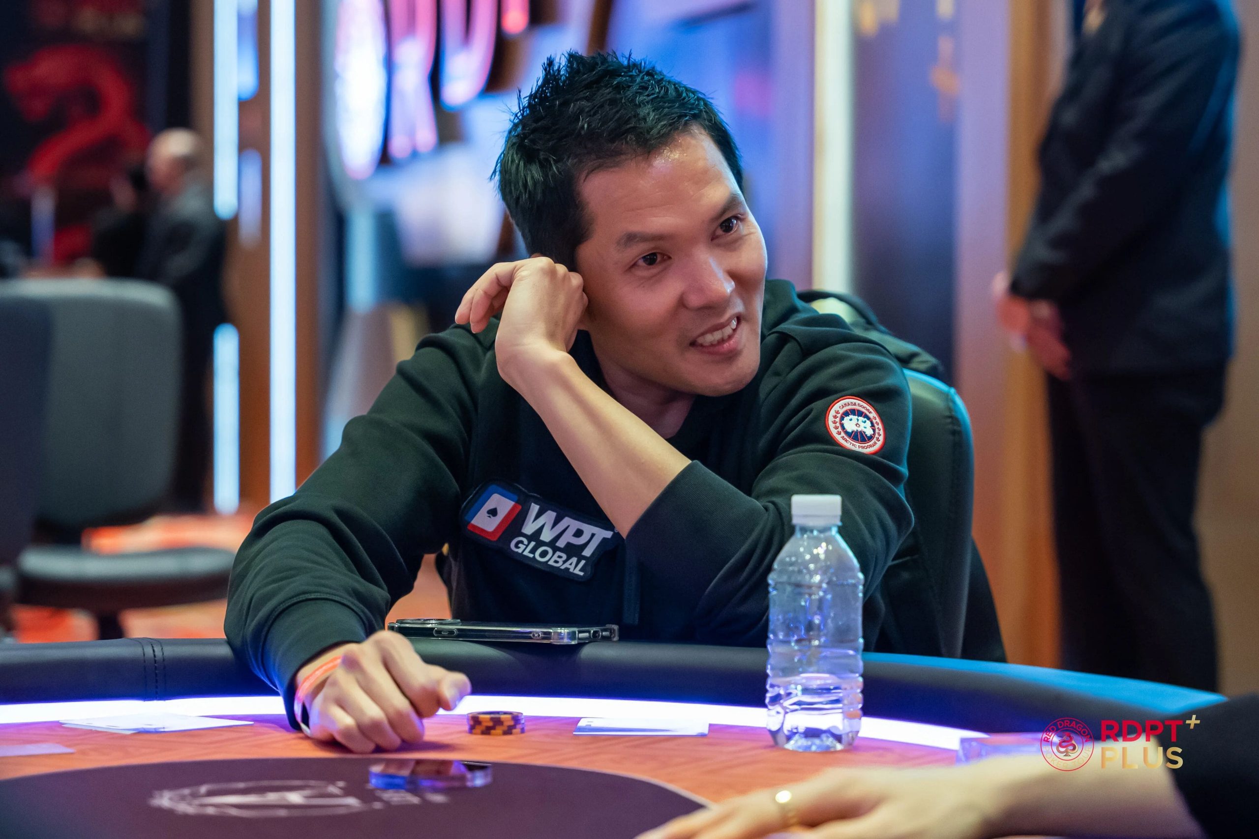 【EV扑克】2026红龙杯PLUS｜国人冠军秀！青龙杯PLUS 746人次参赛，俞翔宇成系列赛首位双冠王